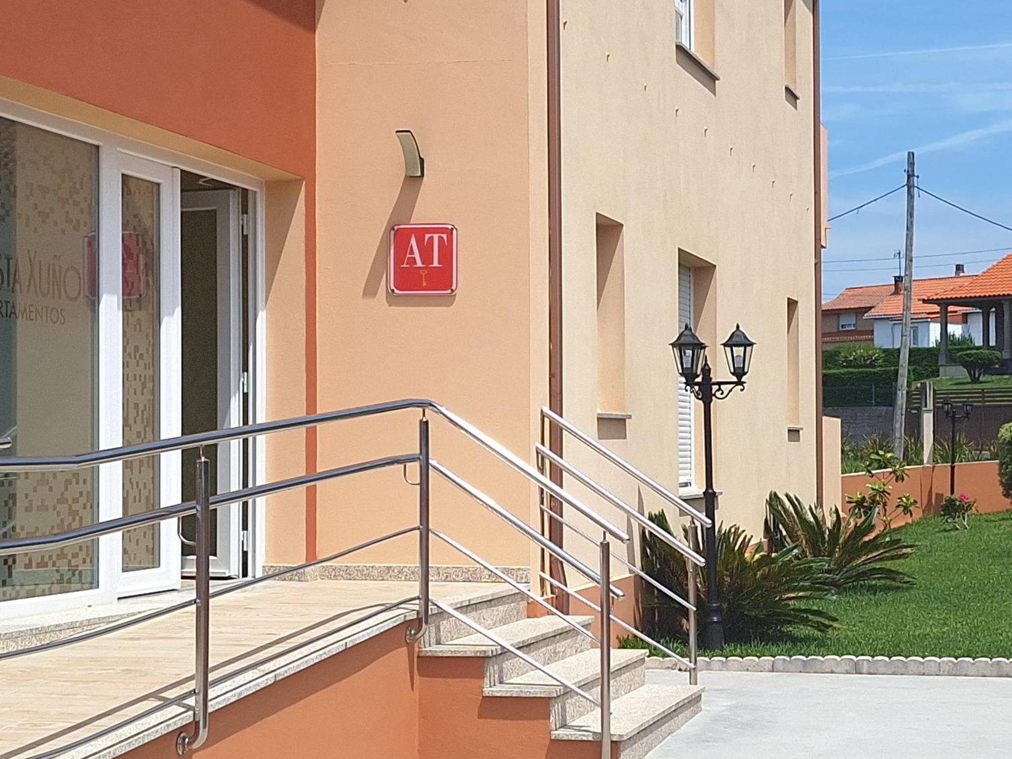 Apartamentos Costa Xuno A Coruna Luaran gambar